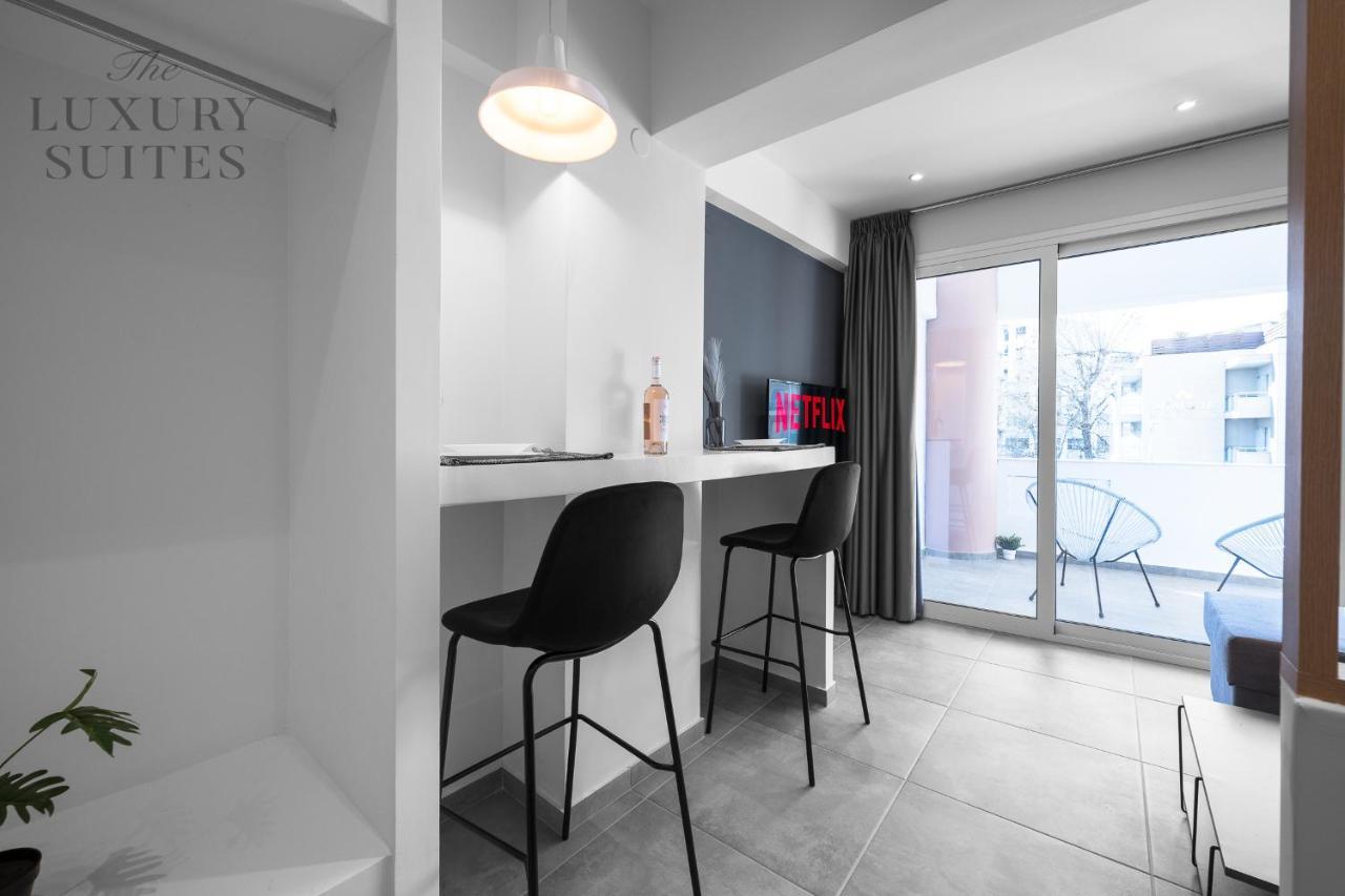 Horizon Apartments, The Luxury Suites Thessaloniki Exterior photo